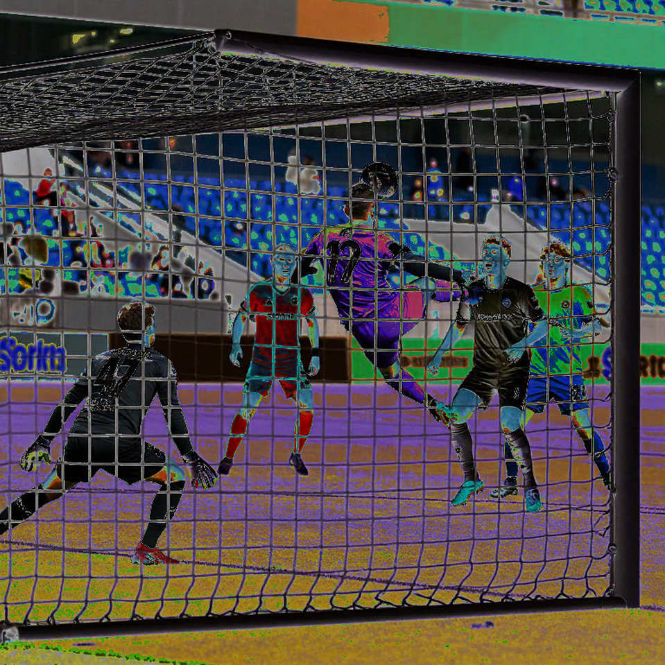 V-League 2026: Những cú đá sau lưng trọng tài và cuộc họp khẩn của VFF