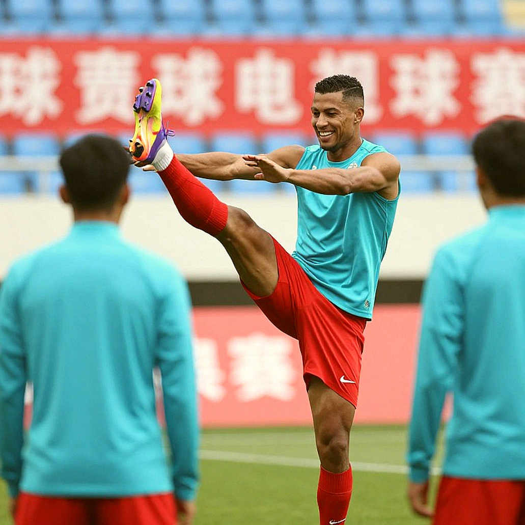 V-League đối mặt cơn bạo lực tái hiện: Khi trọng tài trở thành vật cản giữa sân máu