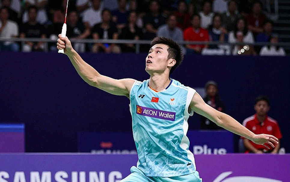 Nguyễn Thùy Linh và khoảng trống không ai đứng bên kia lưới Nguyễn Thùy Linh và khoảng trống không ai đứng bên kia lưới