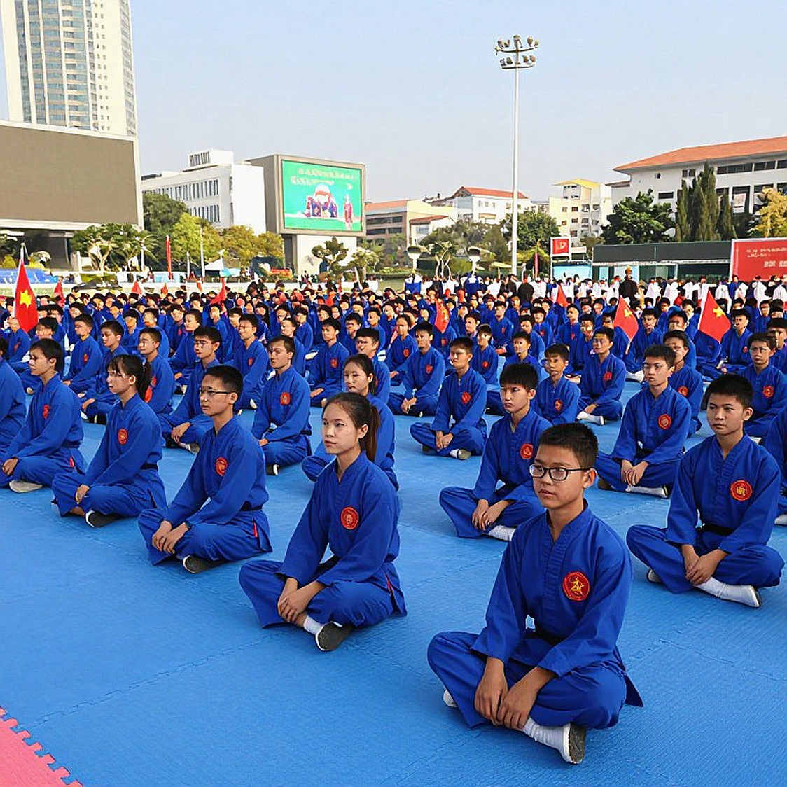 Bản tin thể thao có 0 dữ kiện: vì sao ô trống nguy hiểm hơn tin sai