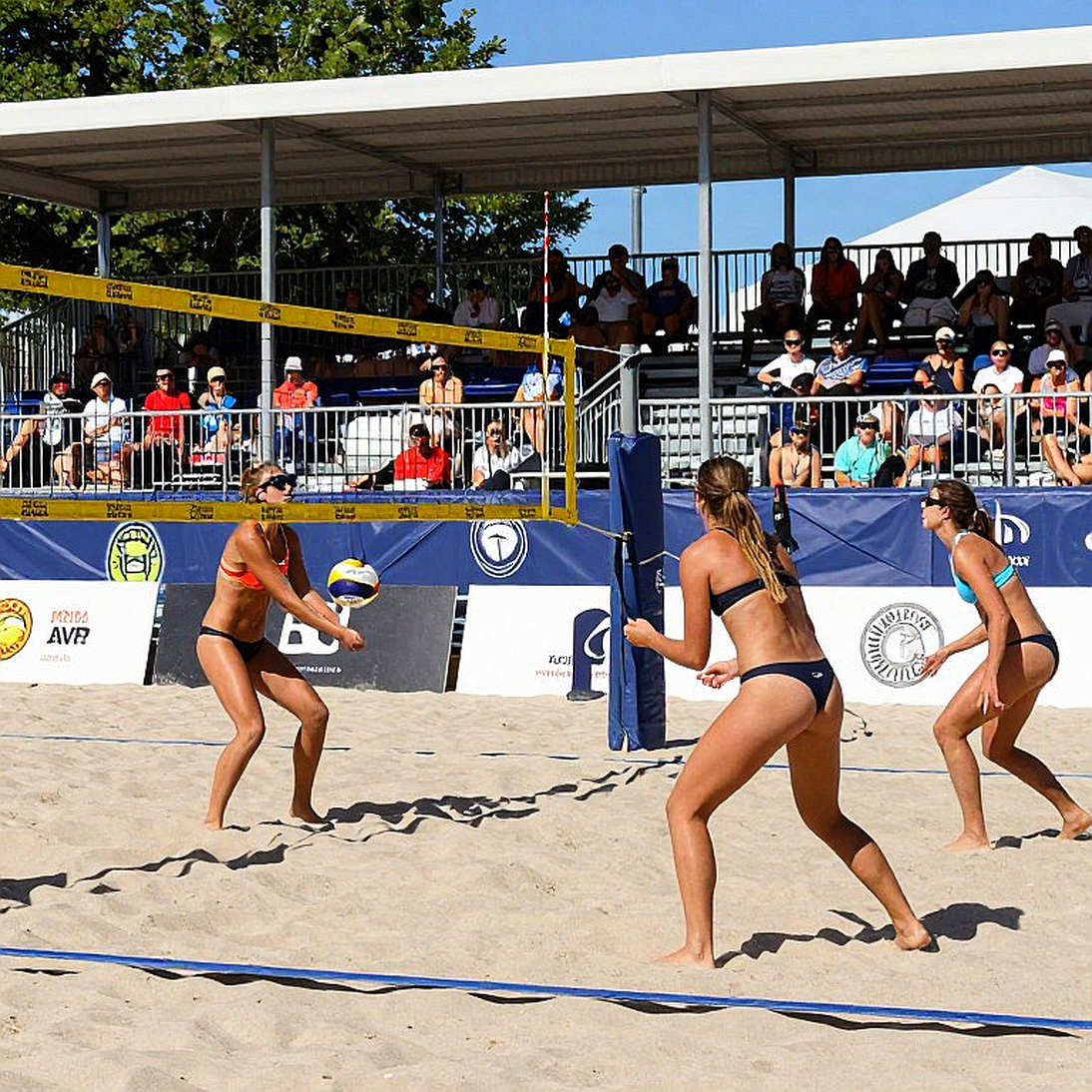 Serbia thắng Ba Lan 3-1: set thua 15-25 và cơ chế tự sửa nằm ở băng ghế