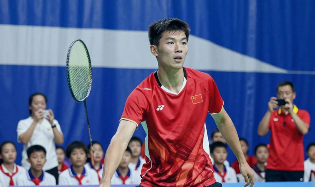 Vietnam Open 2026: Nguyễn Tiến Minh thắng vòng loại tuổi 43, Lê Đức Phát chấn thương đầu gối và gót chân Vietnam Open 2026: Nguyễn Tiến Minh thắng vòng loại tuổi 43, Lê Đức Phát chấn thương đầu gối và gót chân