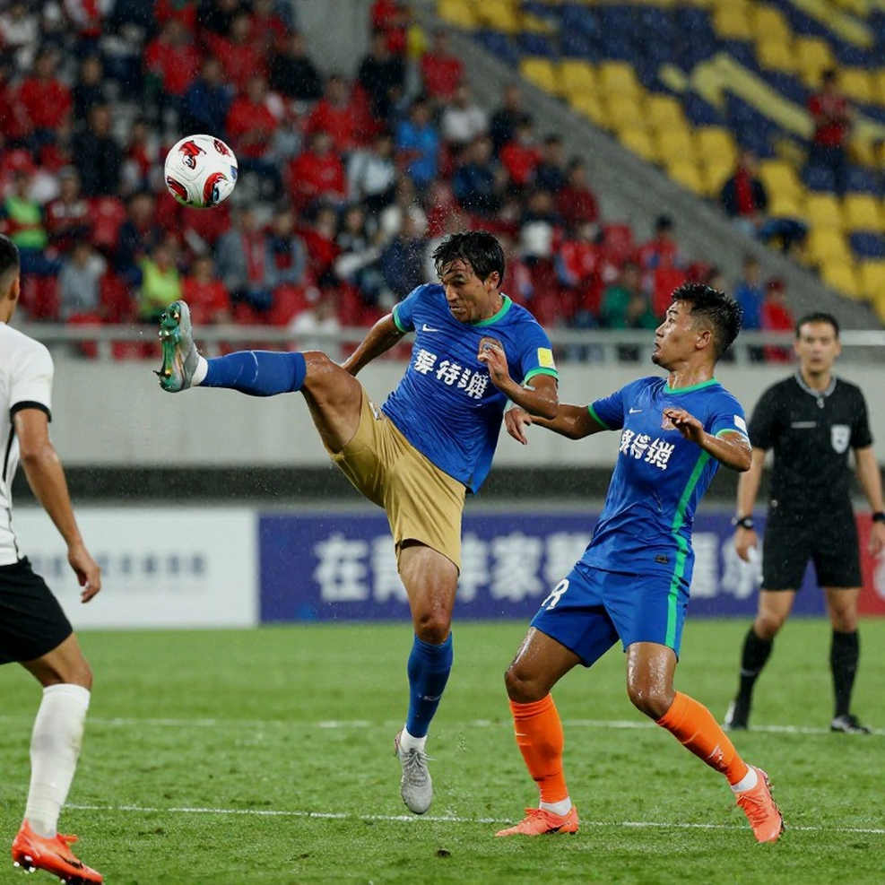 Ba mặt trận, một kỳ nghỉ: Persib Bandung và bài toán thể lực của Eliano Reijnders Ba mặt trận, một kỳ nghỉ: Persib Bandung và bài toán thể lực của Eliano Reijnders