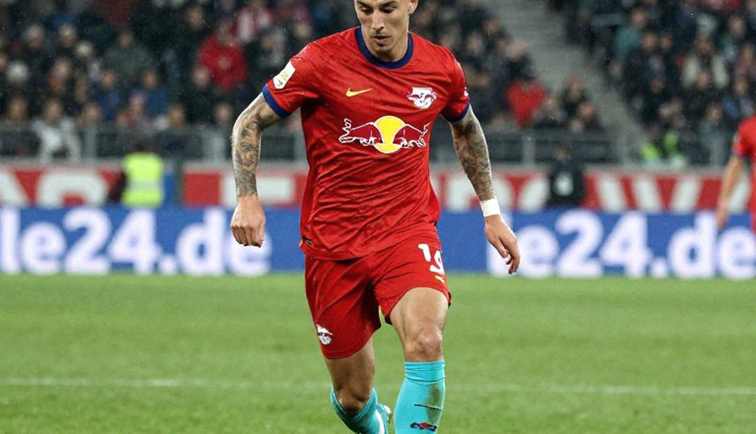 CAND FC tái cơ cấu mùa 2026/27: Chuyển giao lò đào tạo PVF-CAND cho Hưng Yên FC, Bộ trưởng kêu gọi phát triển 'xứng tầm'