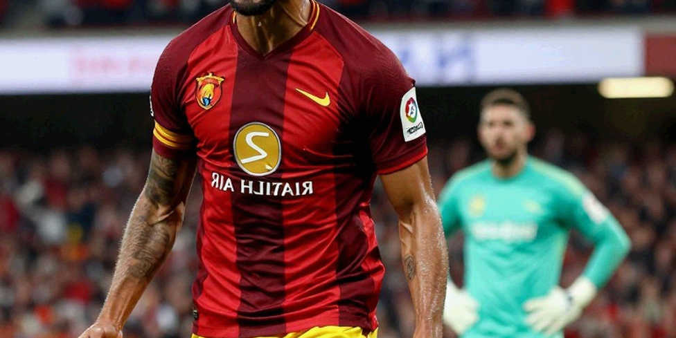 Carles Cuadrat, lời tôn vinh Việt Nam và nước cờ của kẻ thách thức