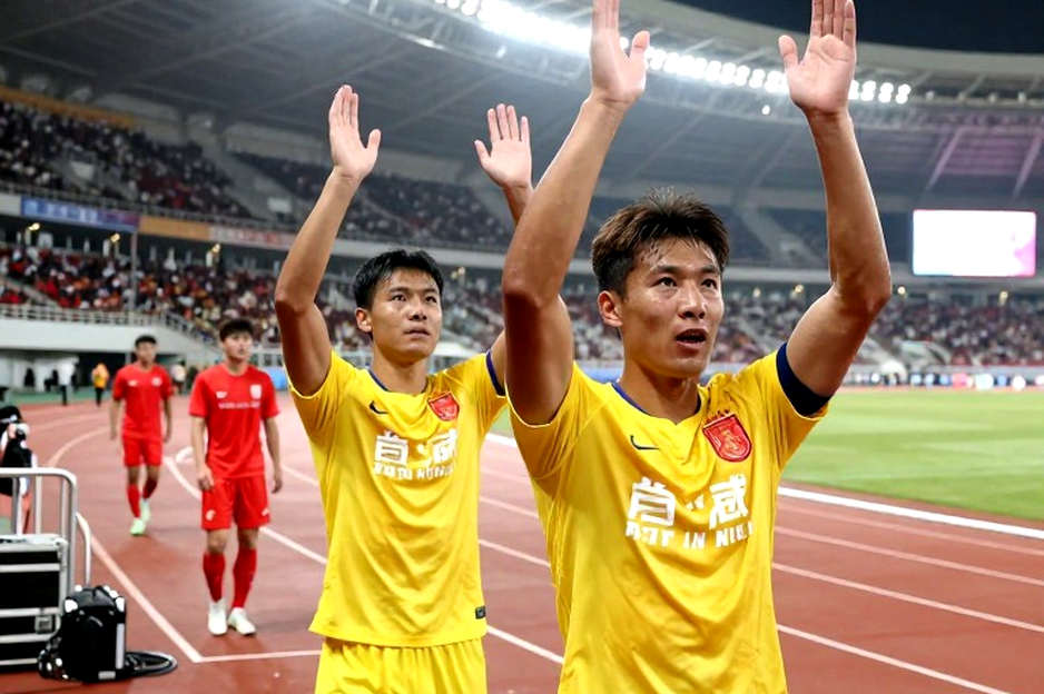 The Biggest Gap in Vietnamese Football Is Not on the Pitch