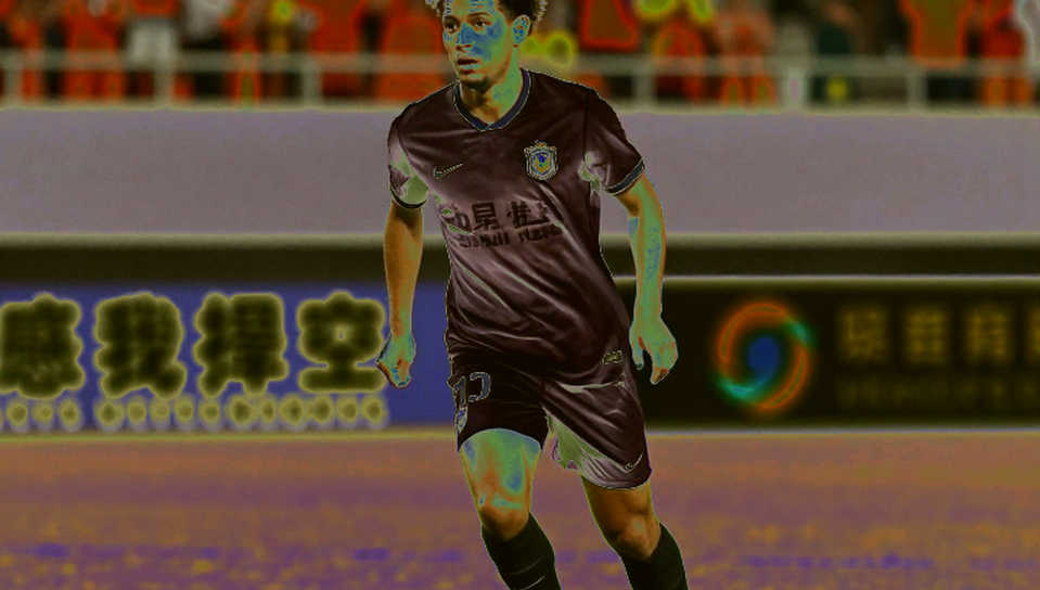 The Biggest Gap in Vietnamese Football Is Not on the Pitch