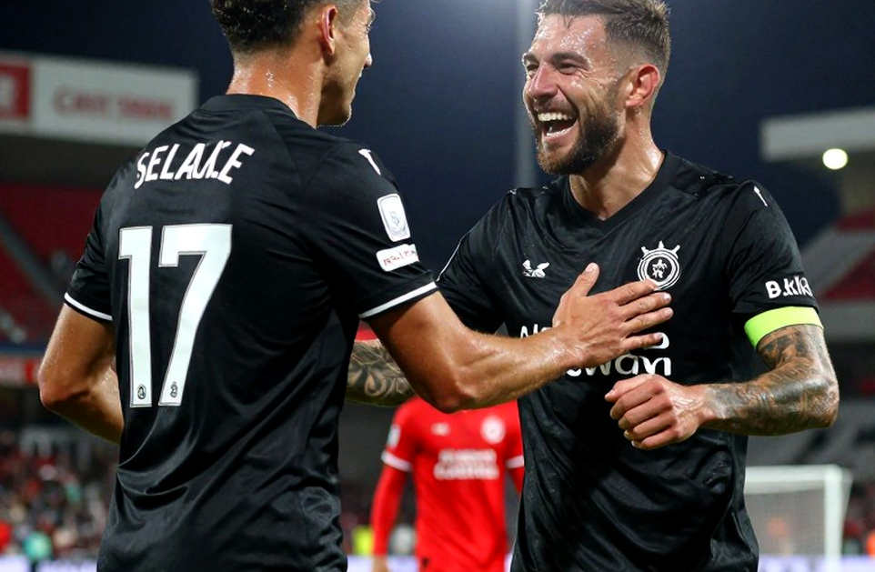 Cánh trái Incheon United và cái bẫy kiểm soát bóng: Ghi chép từ sân tập Munhak