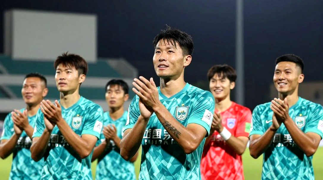 Thua sốc 1-4 trên sân nhà, CLB Hà Nội vẫn chưa biết mùi thắng ở V-League 2026-2027 Thua sốc 1-4 trên sân nhà, CLB Hà Nội vẫn chưa biết mùi thắng ở V-League 2026-2027
