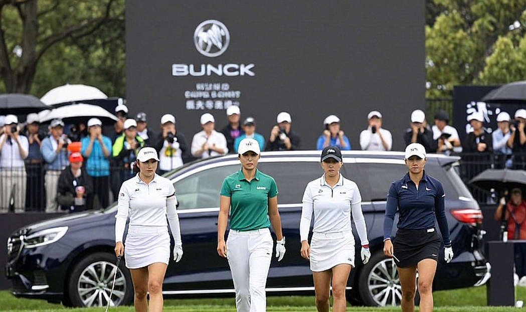 Solheim Cup 8-8: Cú gạt 27,7 mét của Jennifer Kupcho và giới hạn của một buổi thăng hoa